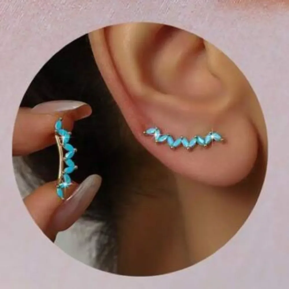 Blue Leaf Earrings M1366